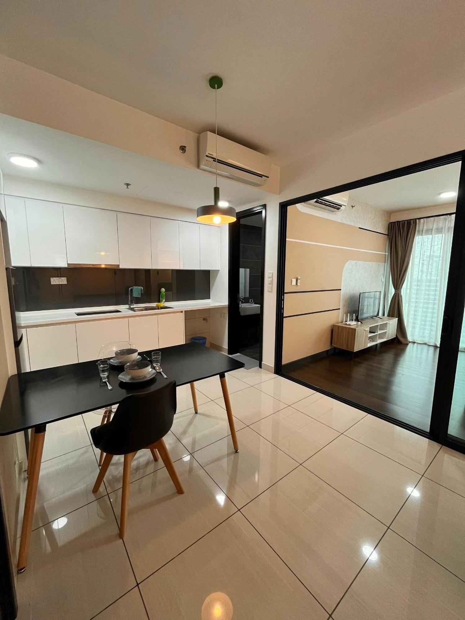 Almas Puteri Harbour Nusajaya Suite Room Exclusive Room 5 Min To Legoaland By Homespace المظهر الخارجي الصورة